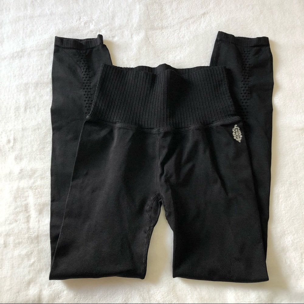 NWOT Free People Good Karma Leggings